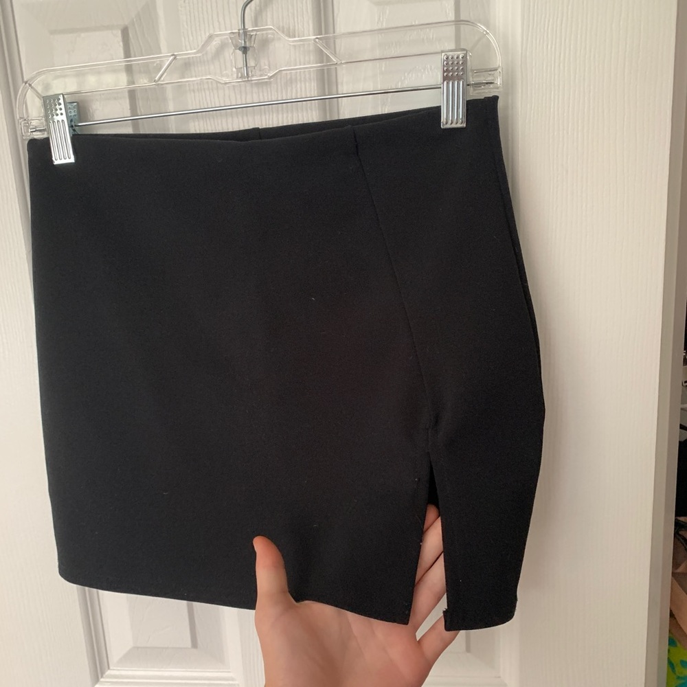 Missguided black mini skort with slit
